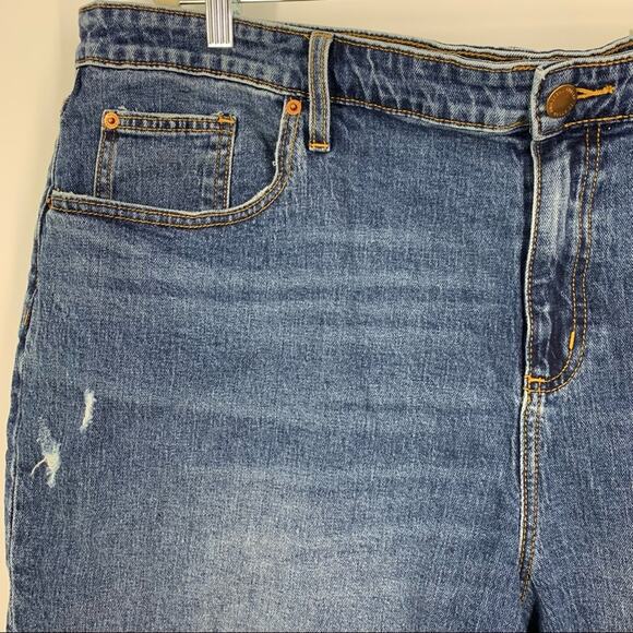 Universal Thread Jean Boyfriend Shorts Size 22W - Picture 5 of 9